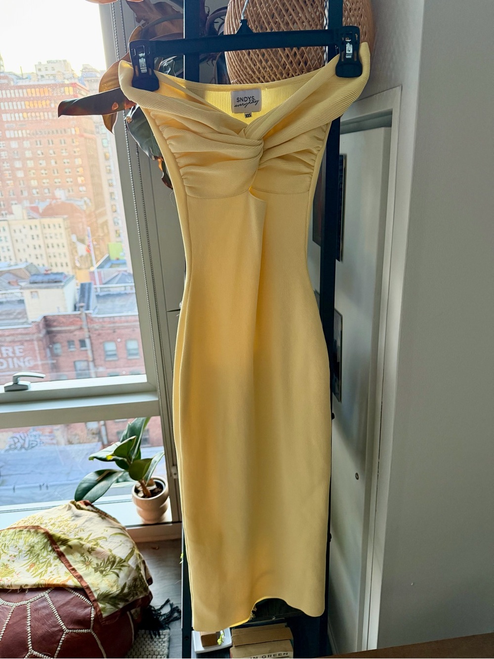 Lulu's Sunny Yellow Strapless Twist-Front Midi Dress